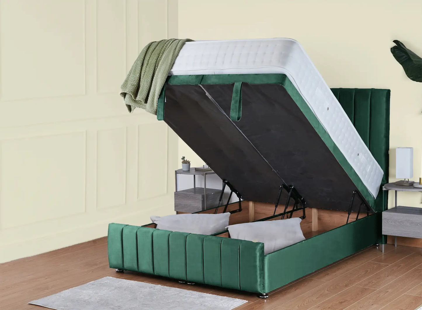 Hamilton Ottoman Bed