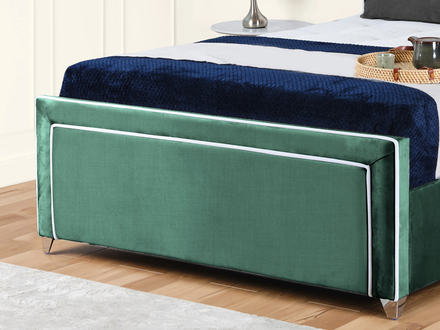 Ariana Upholstered Bed