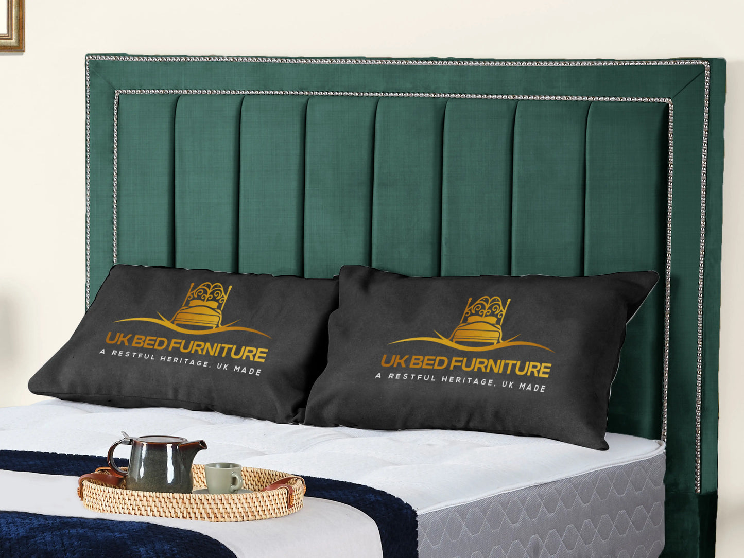 Serena Upholstered bed