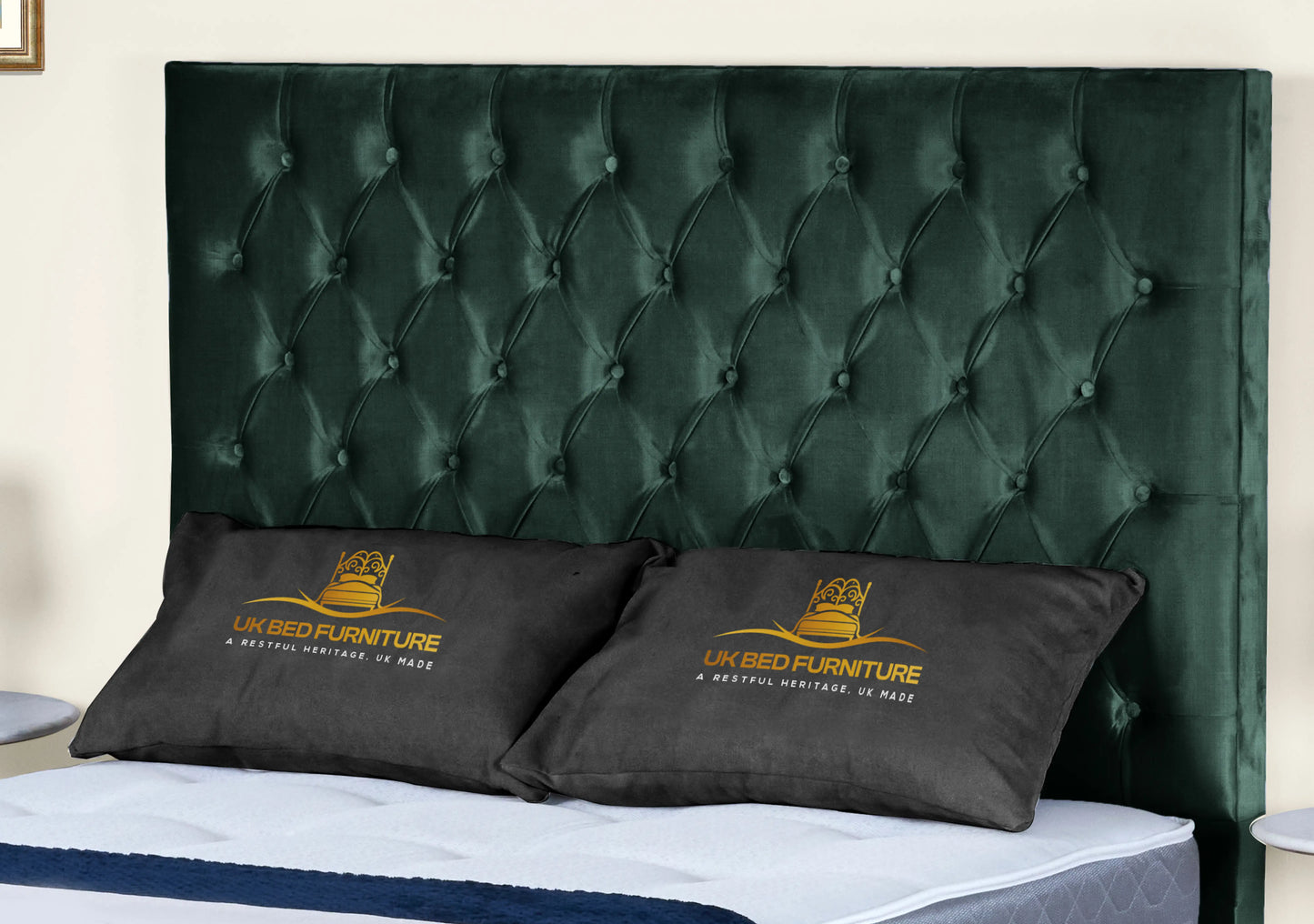 Florida Upholstered bed