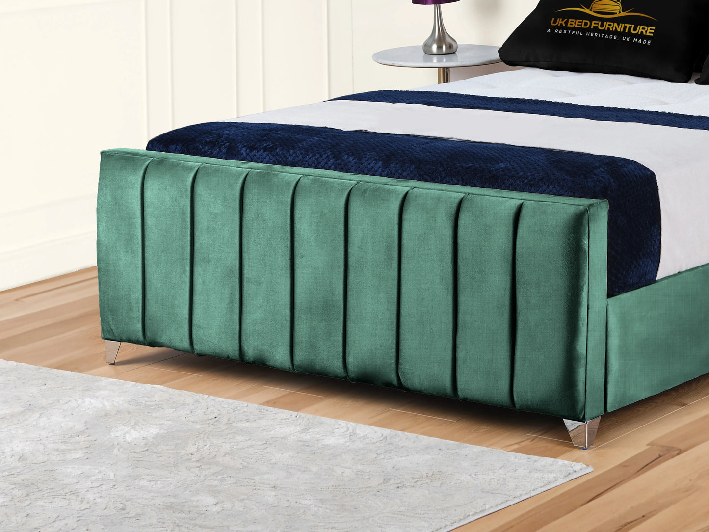 Lisburn Upholstered bed