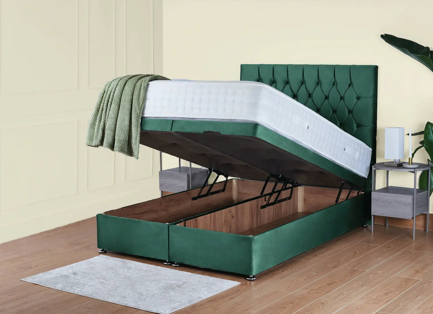 Montreal Ottoman Bed