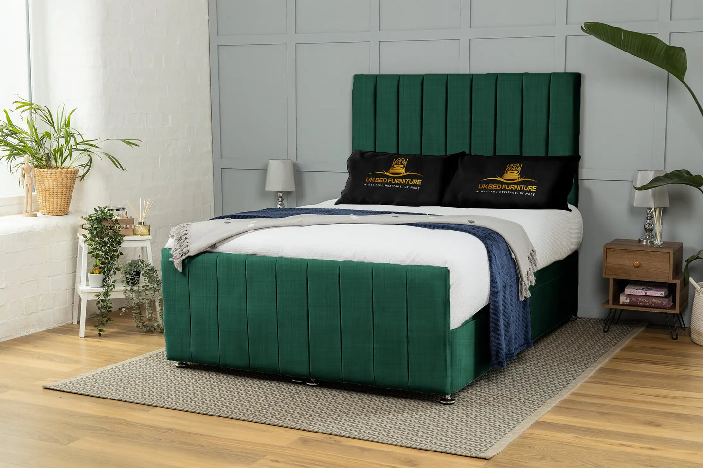 Venetian Ottoman Bed