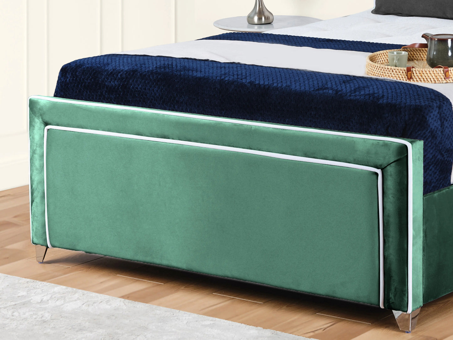 Ariana Upholstered Bed