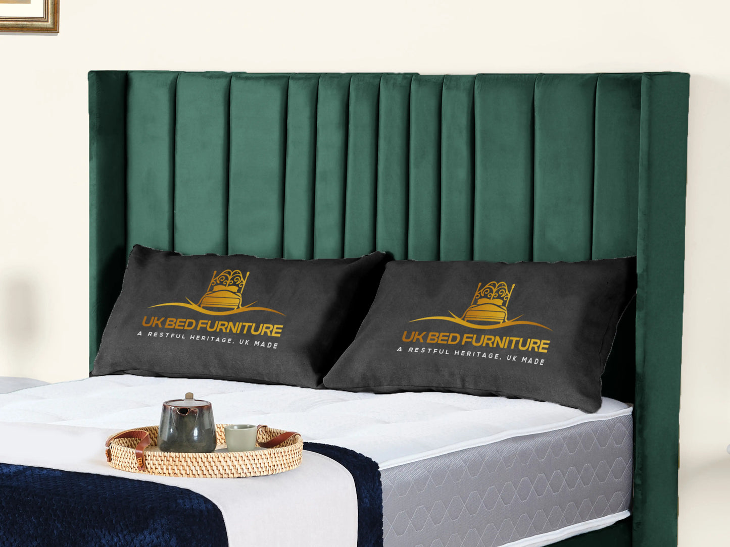 Valencia Lined Wings Upholstered Bed