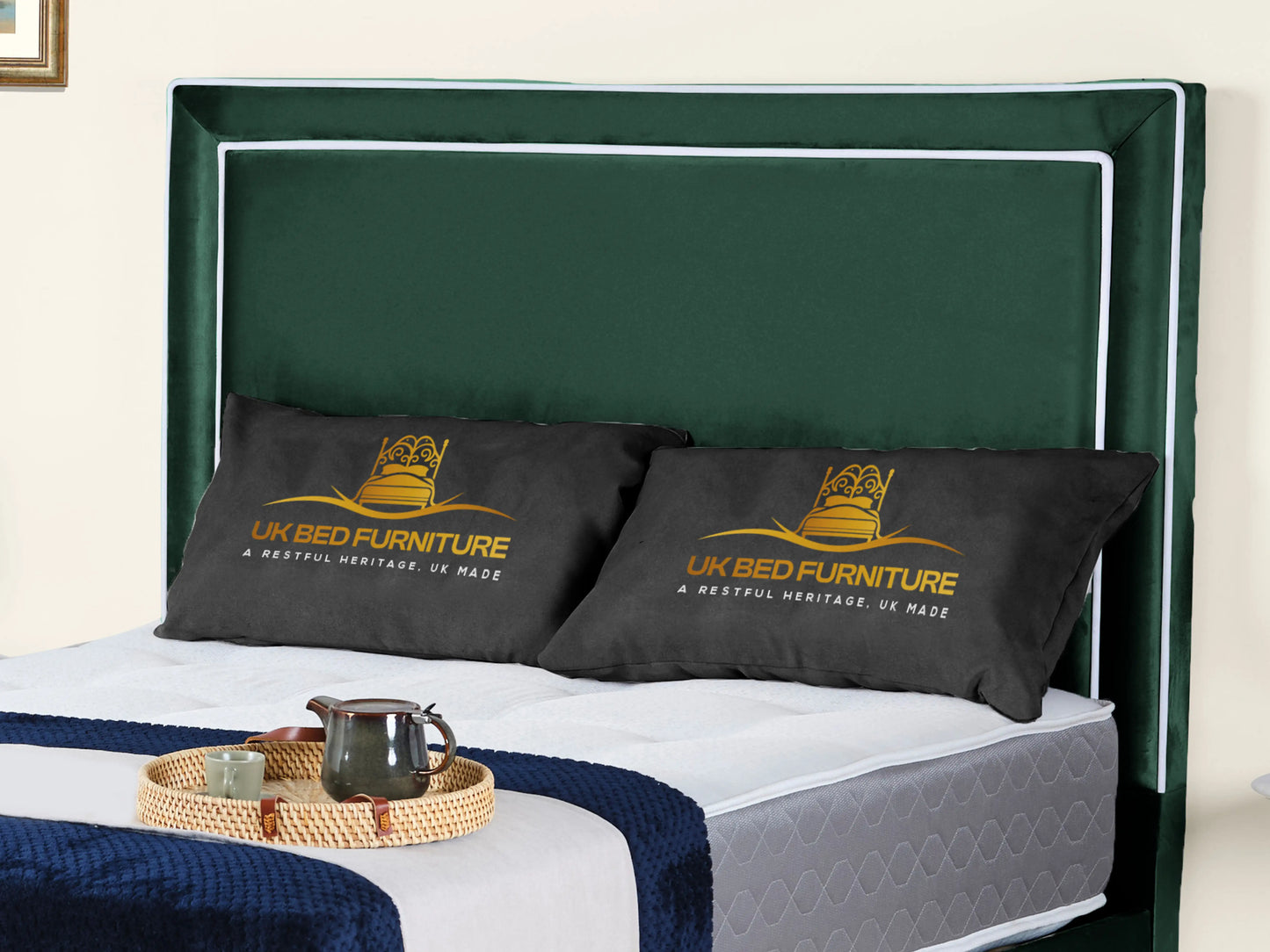 Ariana Upholstered Bed