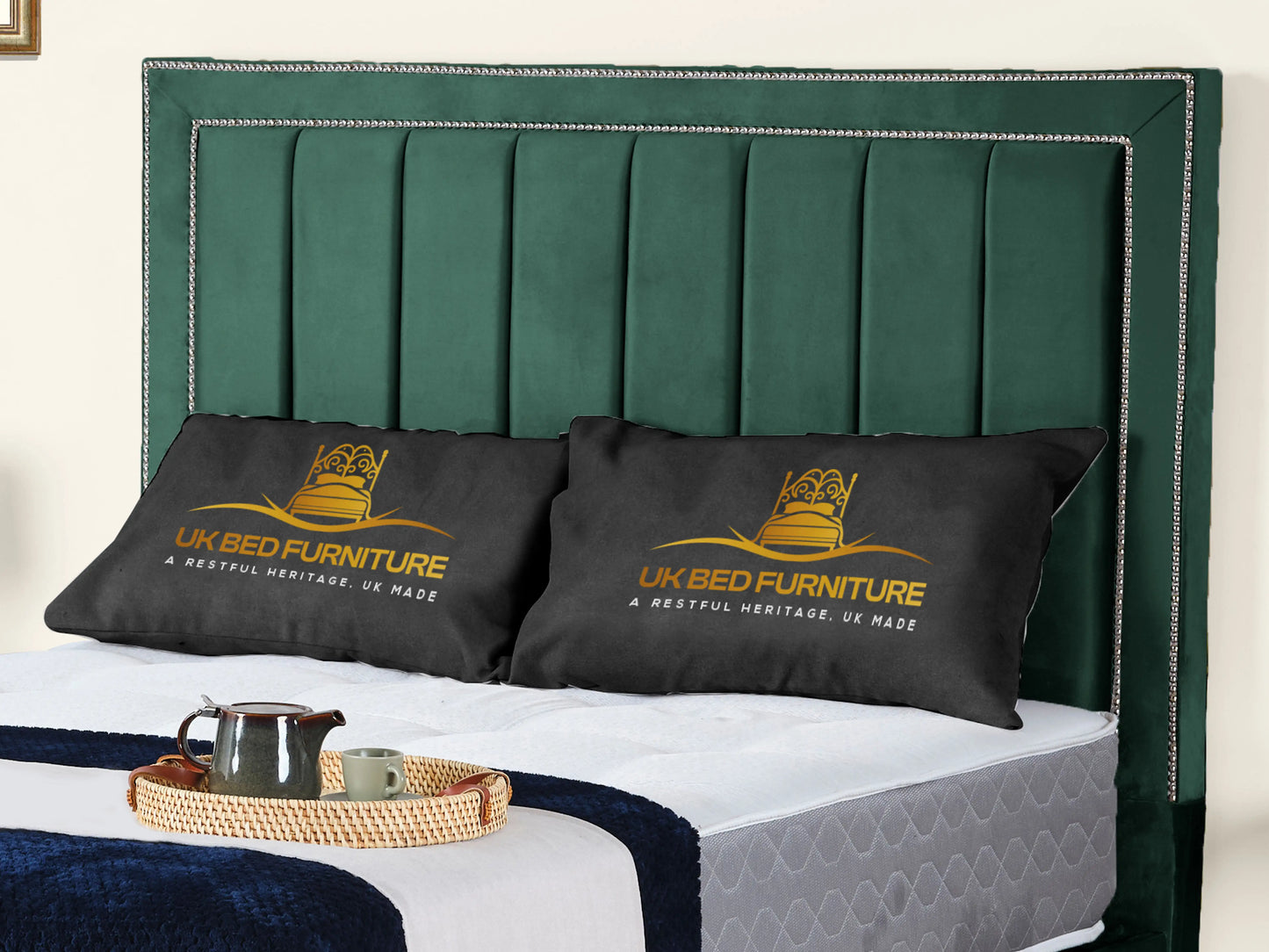 Serena Upholstered bed