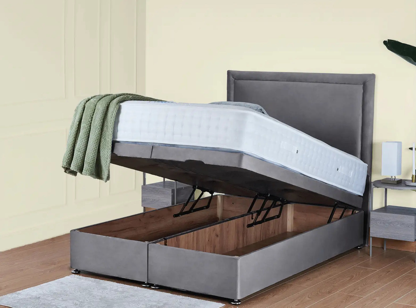 Hanover Ottoman Bed