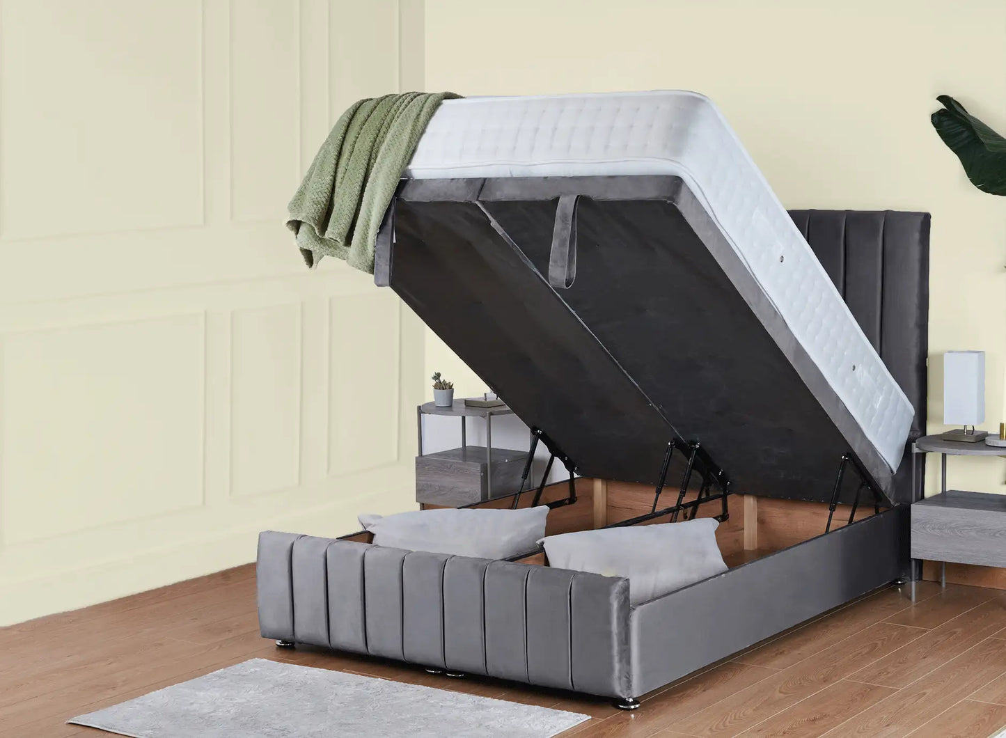 Hamilton Ottoman Bed