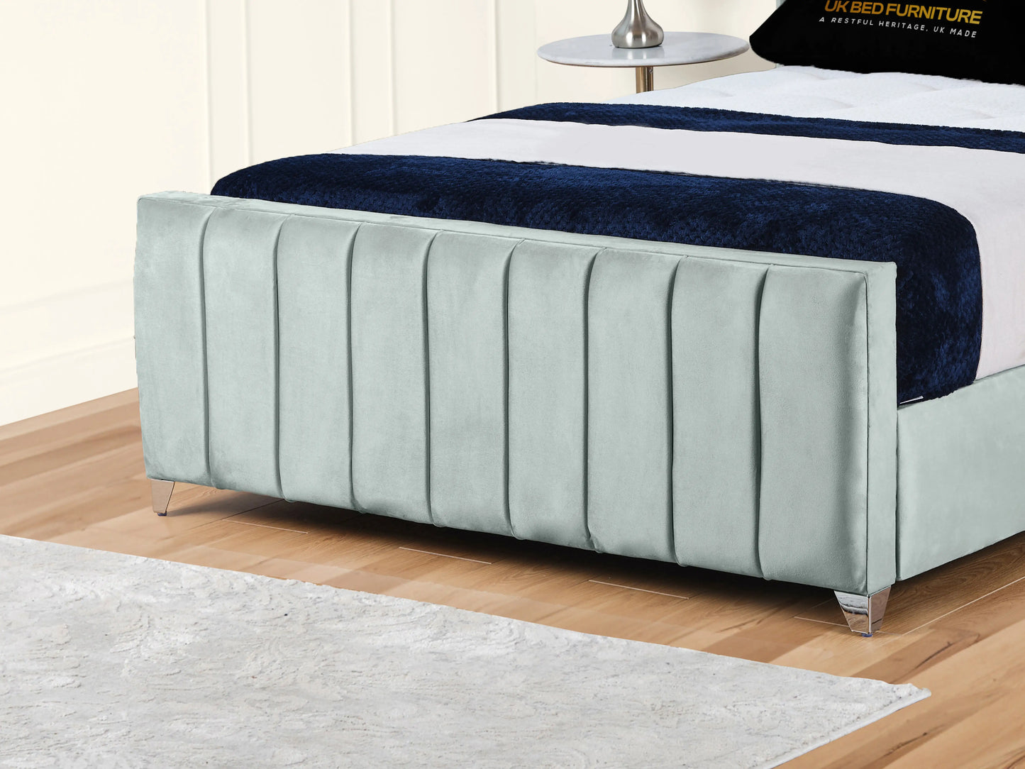 Empire Winged upholstered Bed