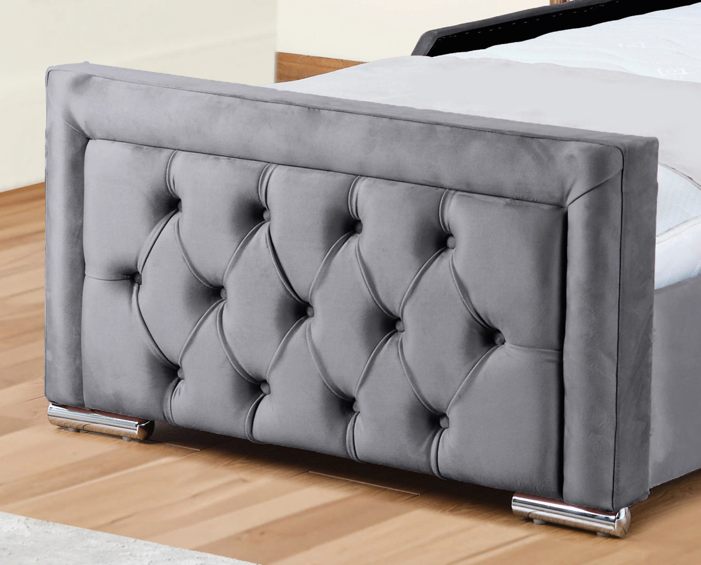 Noha Upholstered Bed