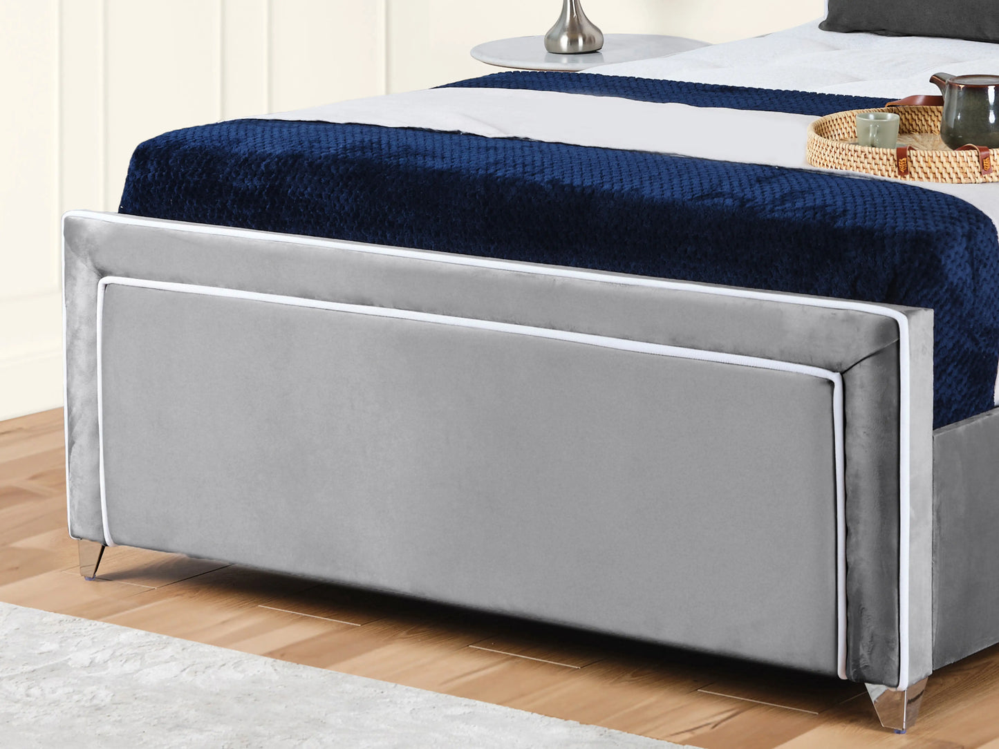 Ariana Upholstered Bed
