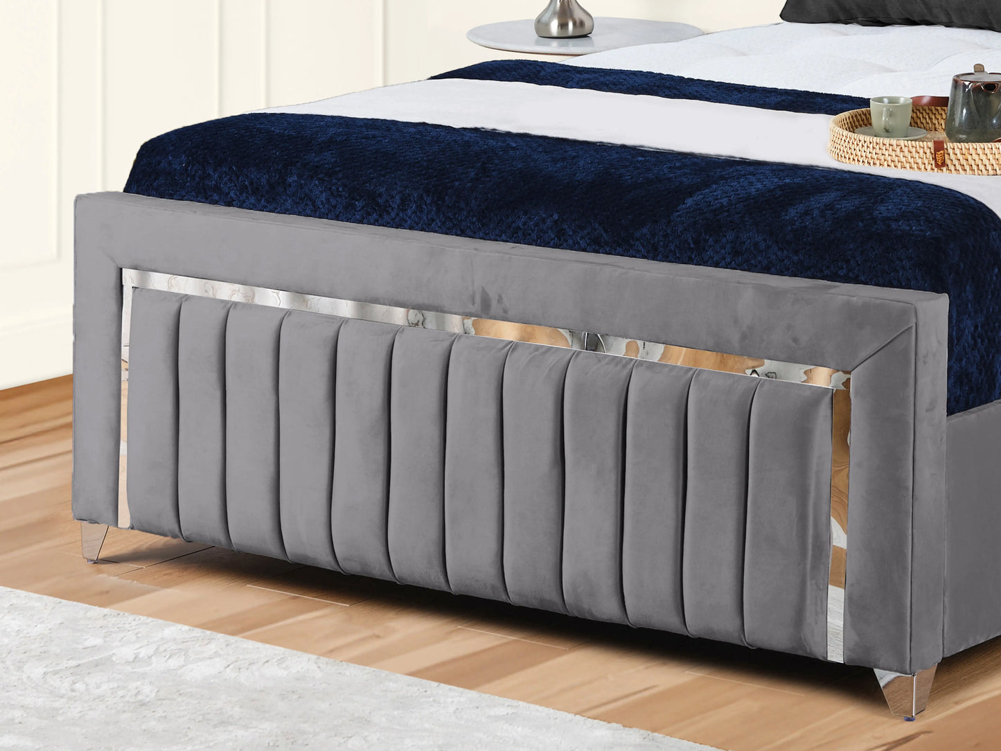 Elizabeth Upholstered Bed