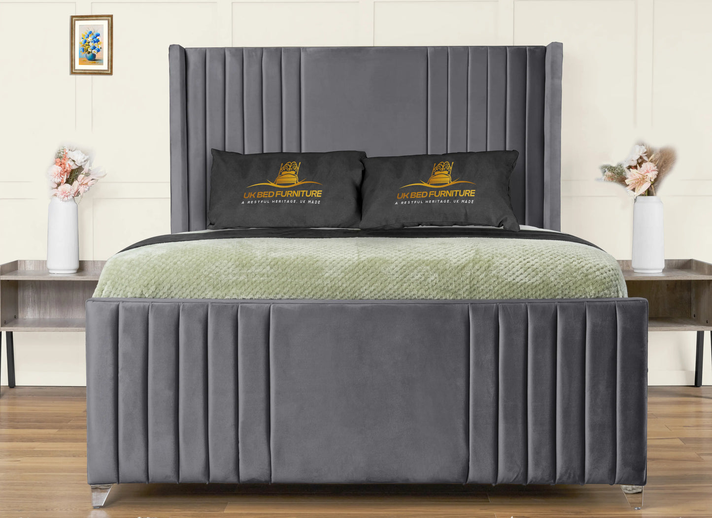 Elise lined winged Upholstered Bed