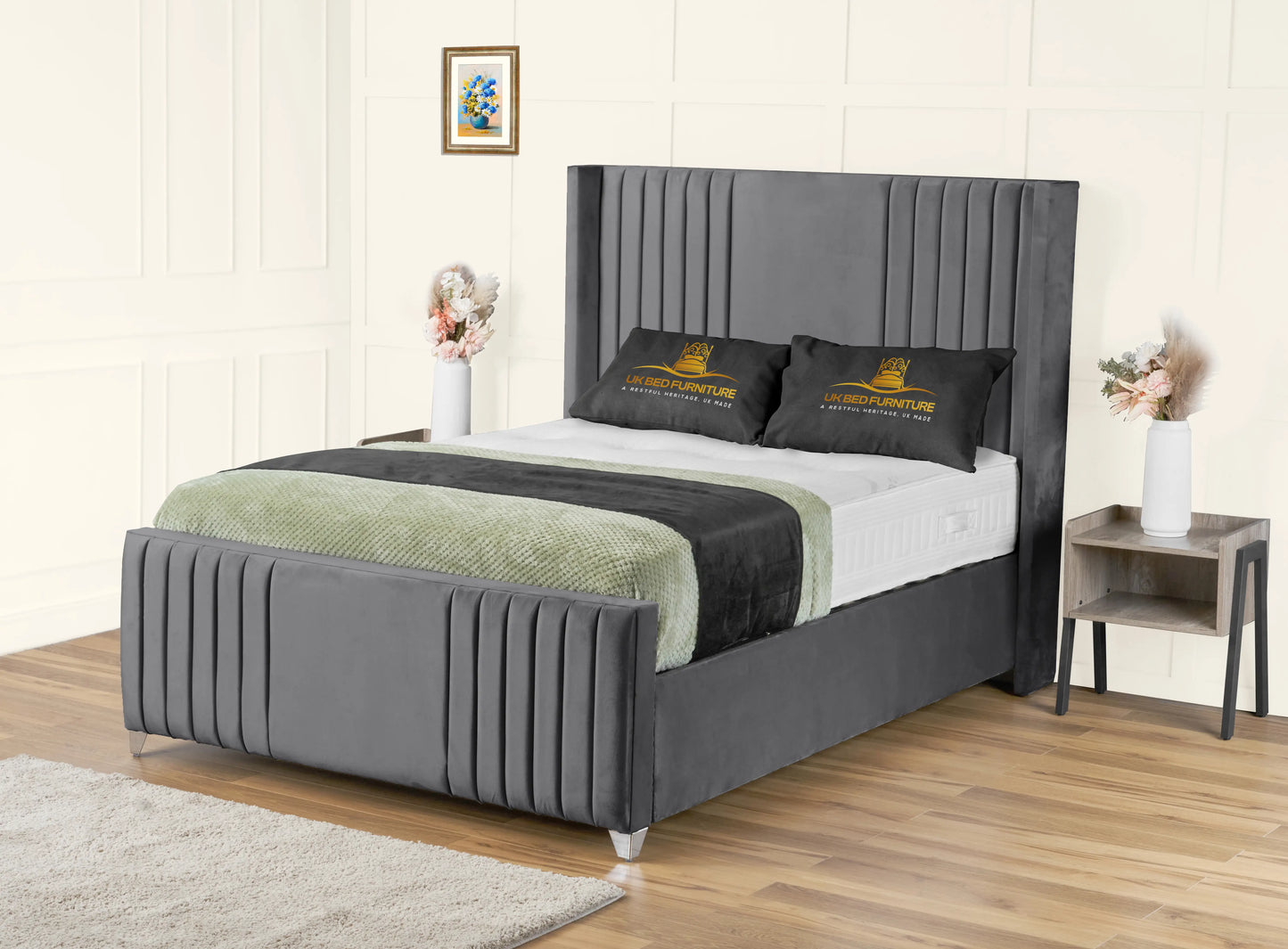 Elise lined winged Upholstered Bed