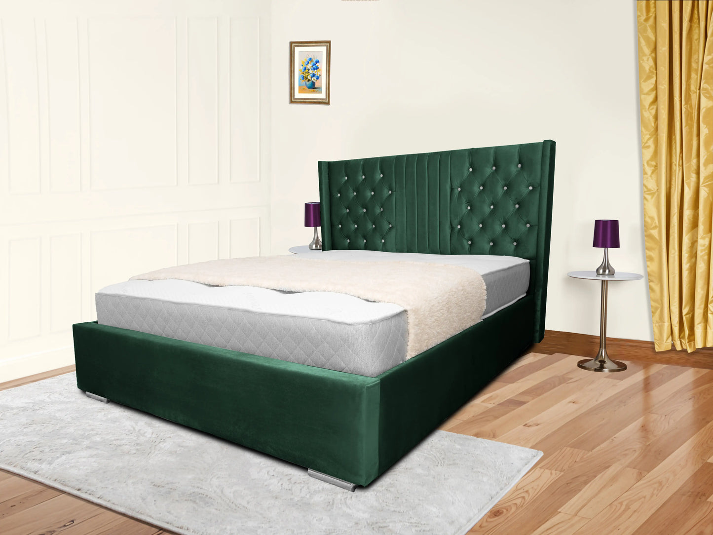 Middleton Winged Upholstered Bed