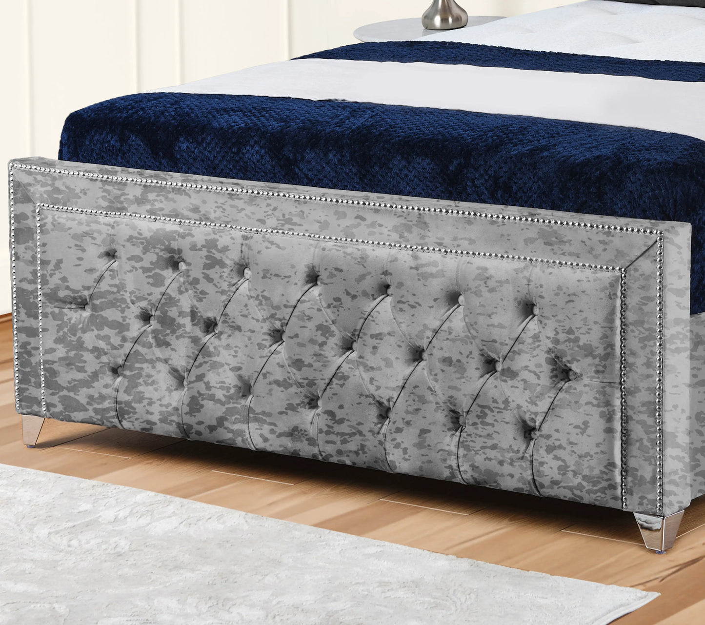 Hamilton Upholstered Bed