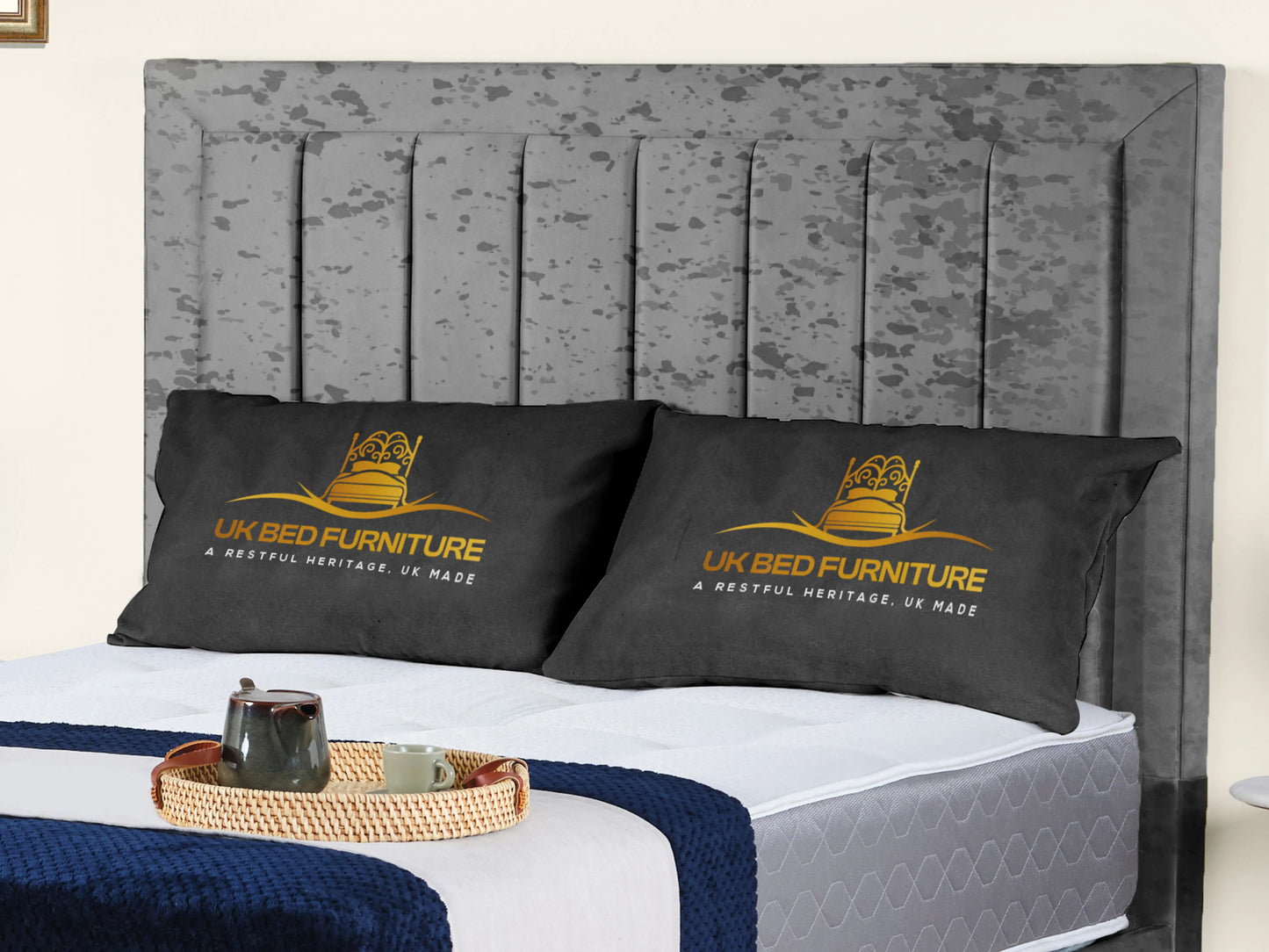 Sierra upholstered Bed