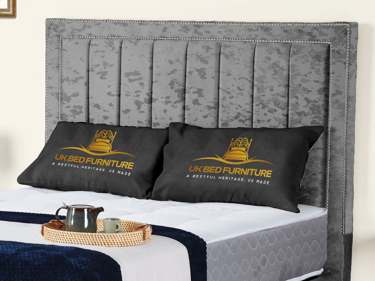Serena Upholstered bed