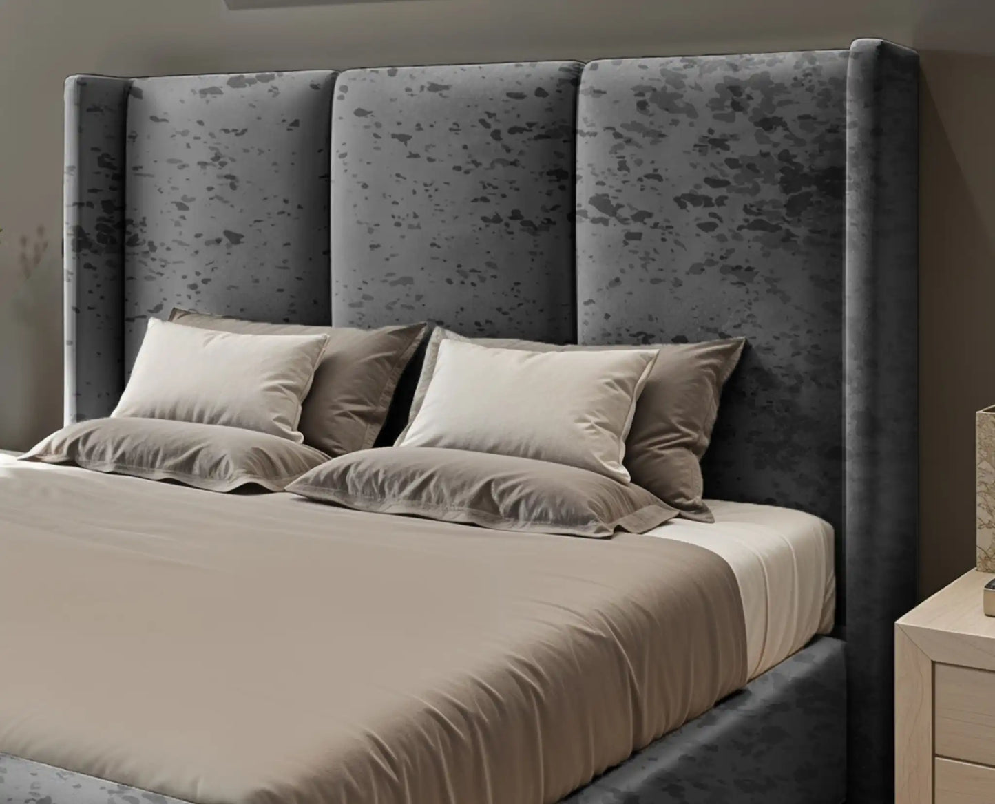 Miami winged Upholstered Bed