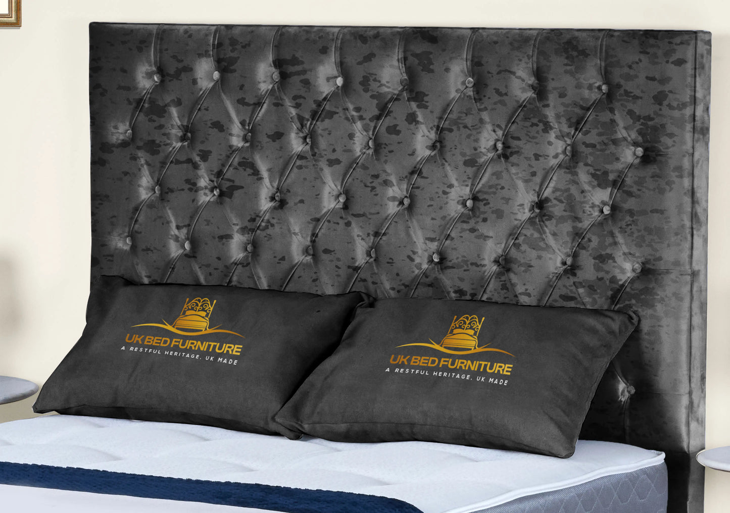 Florida Upholstered bed