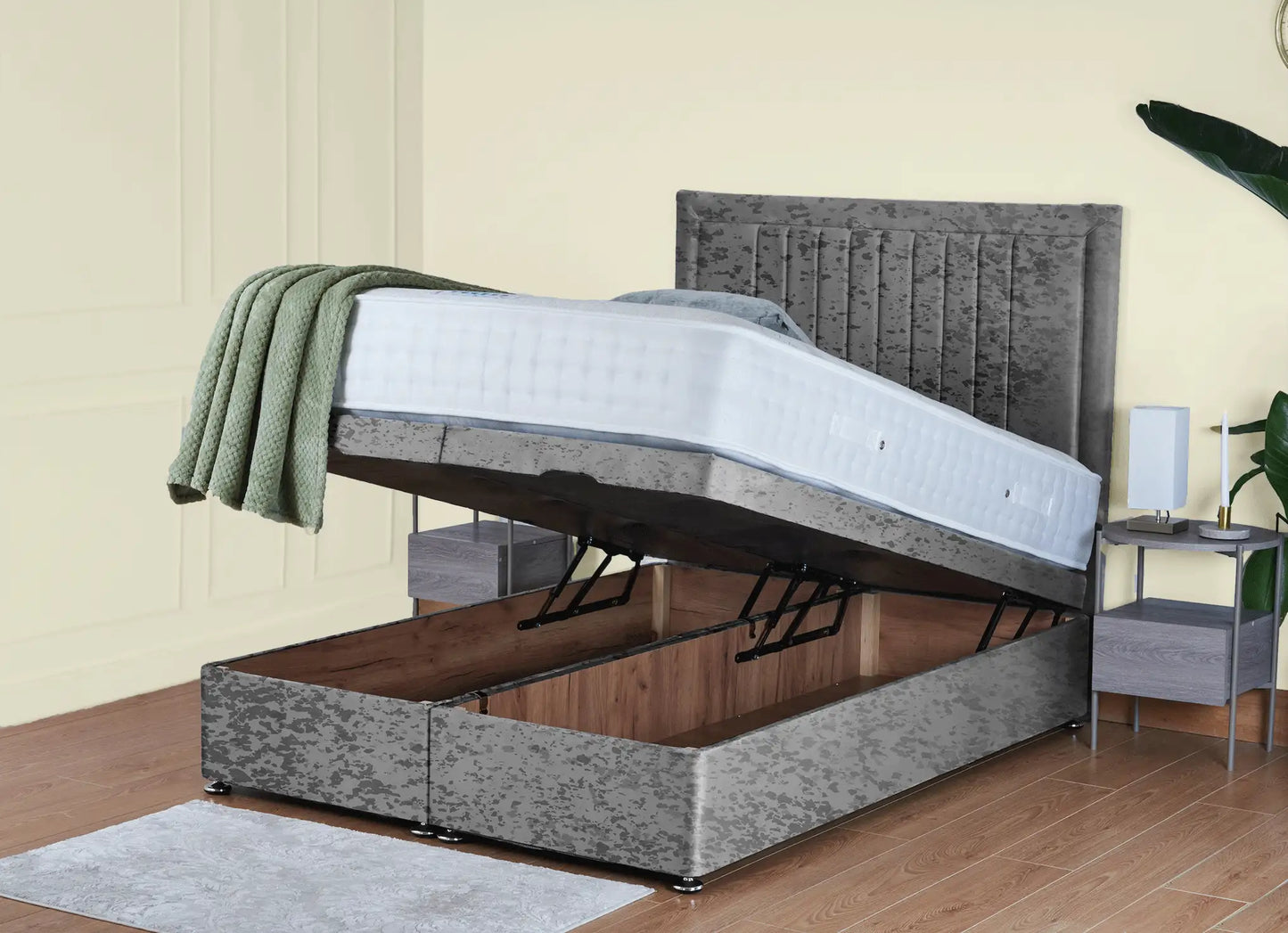 Windsor Ottoman Bed