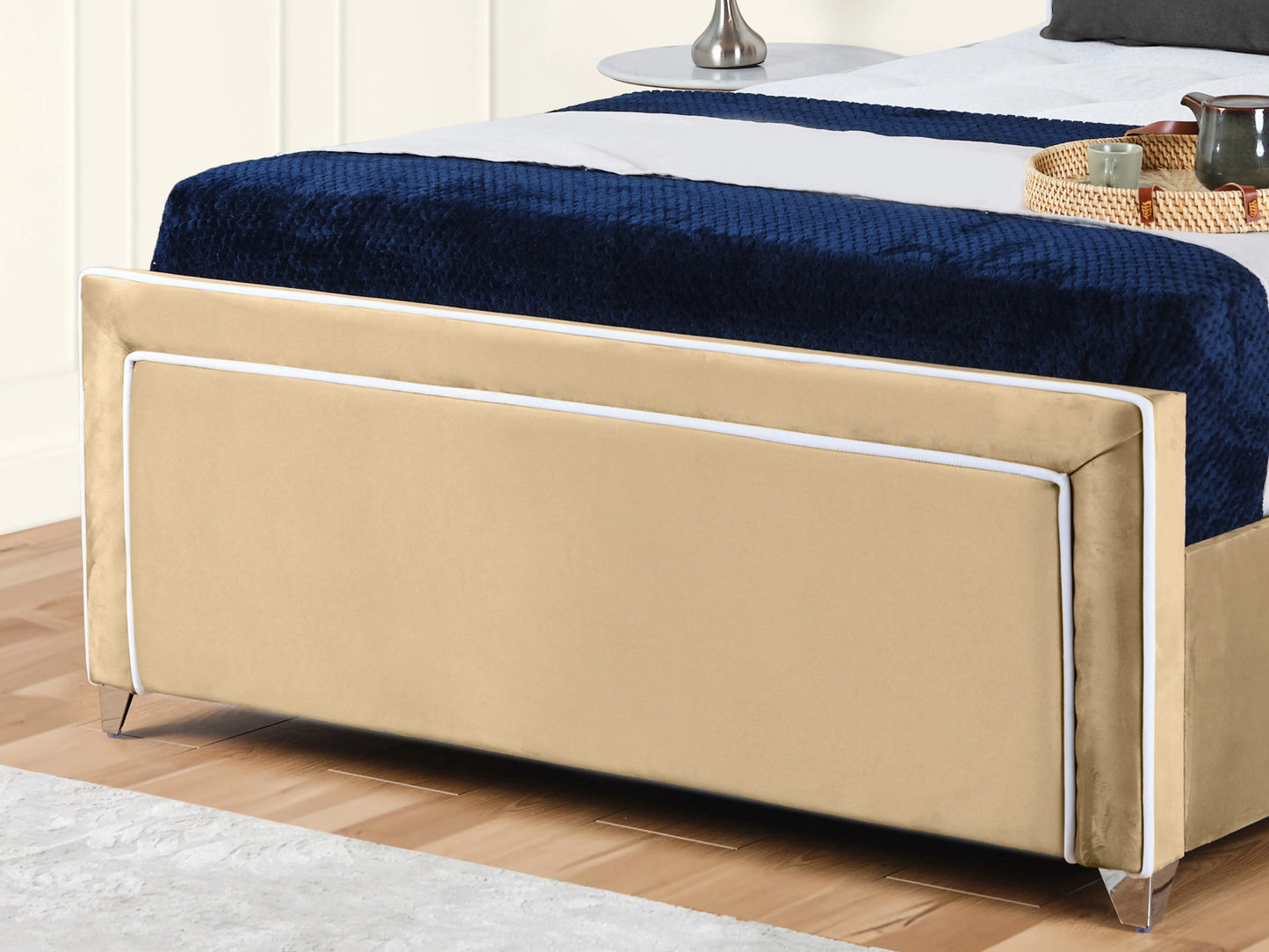 Ariana Upholstered Bed