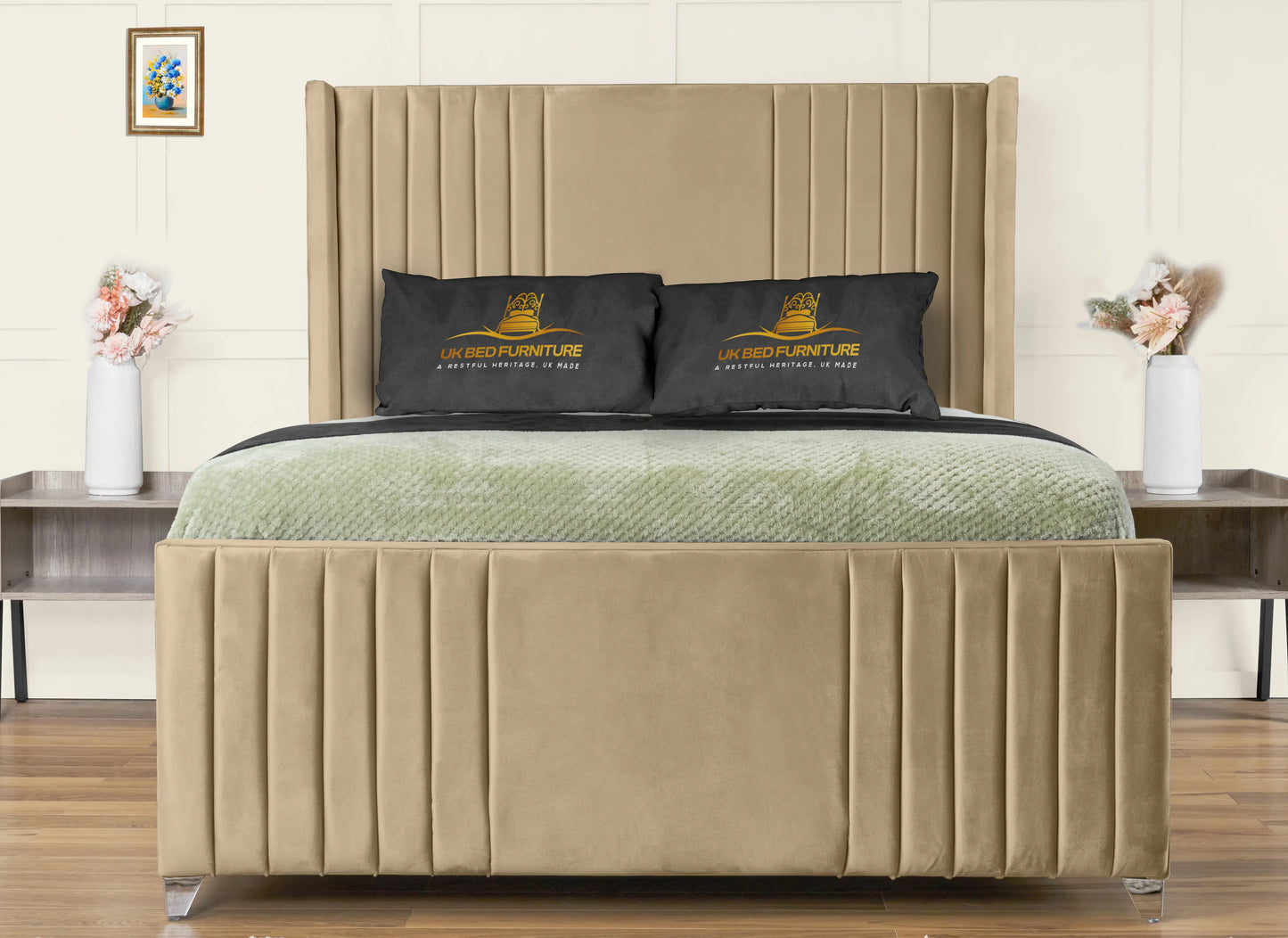 Elise lined winged Upholstered Bed
