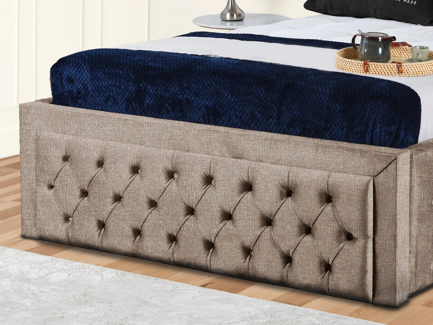 Kiya Upholstered Bed