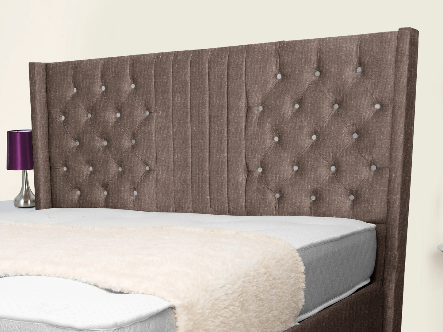 Middleton Winged Upholstered Bed
