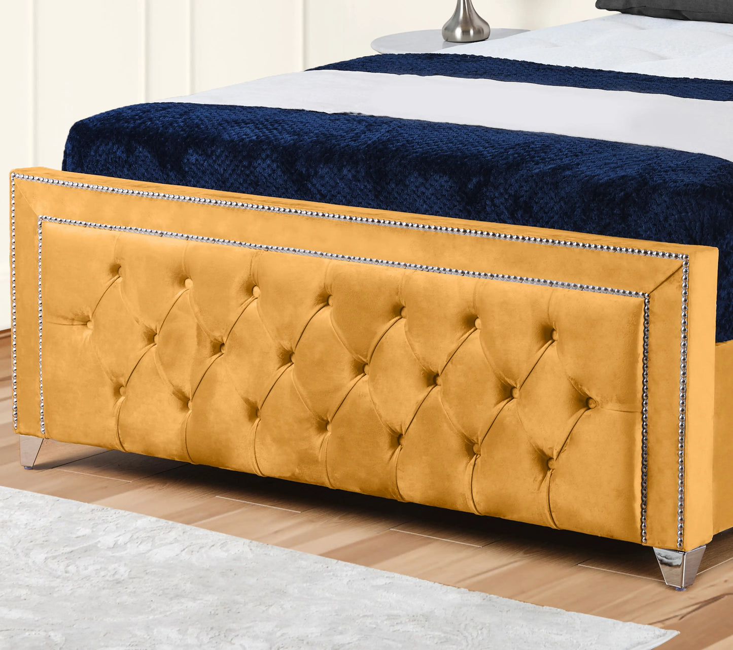 Hamilton Upholstered Bed