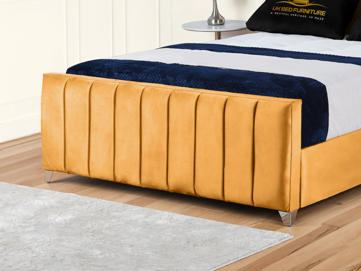 Lisburn Upholstered bed