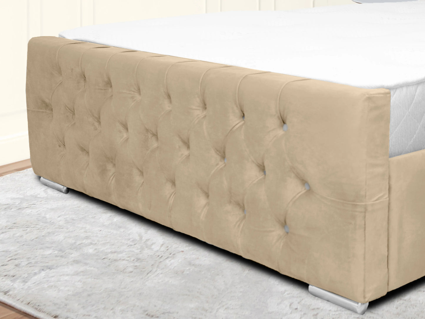 Kendall Winged Upholstered Bed
