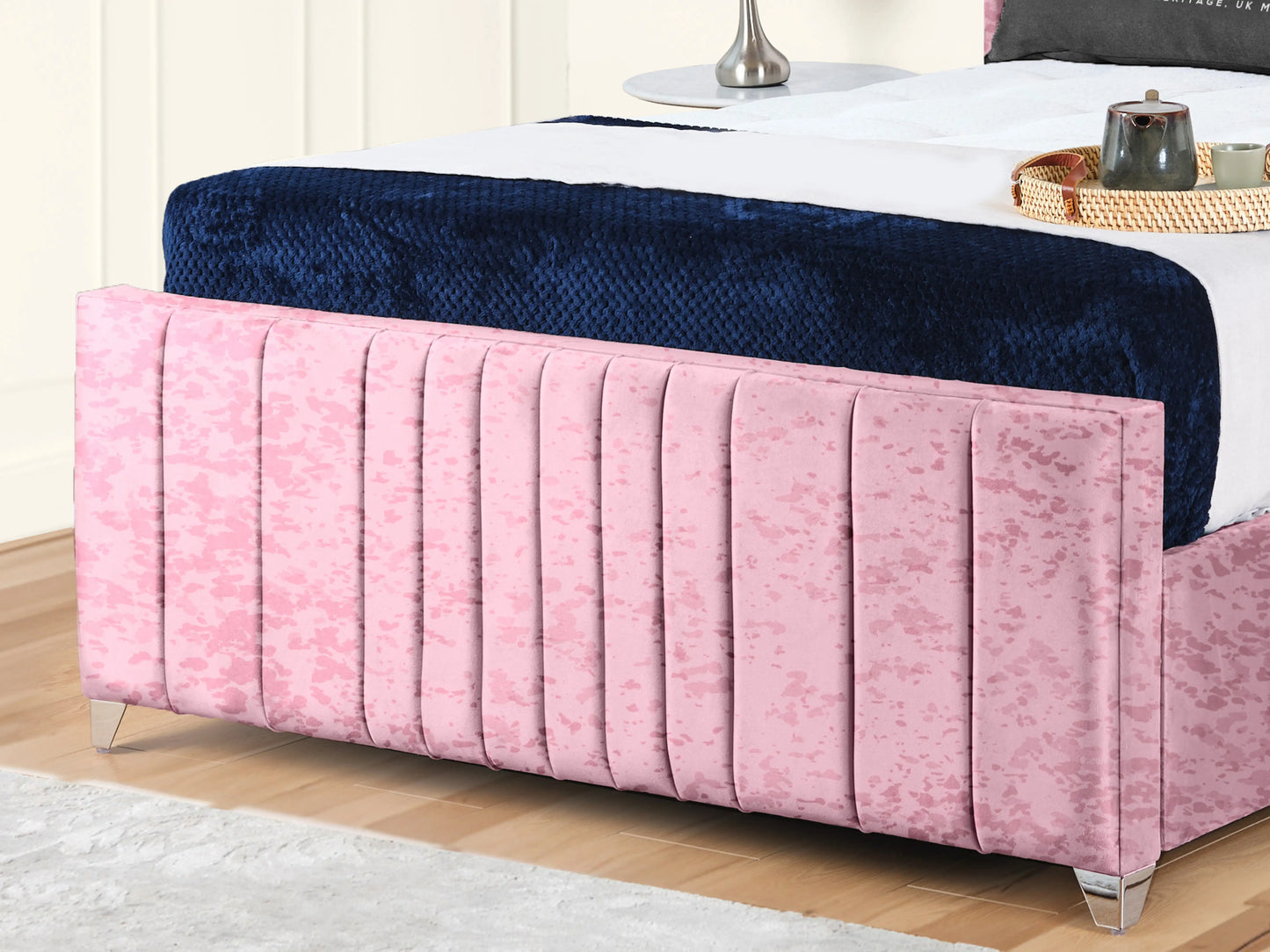 Valencia Lined Wings Upholstered Bed
