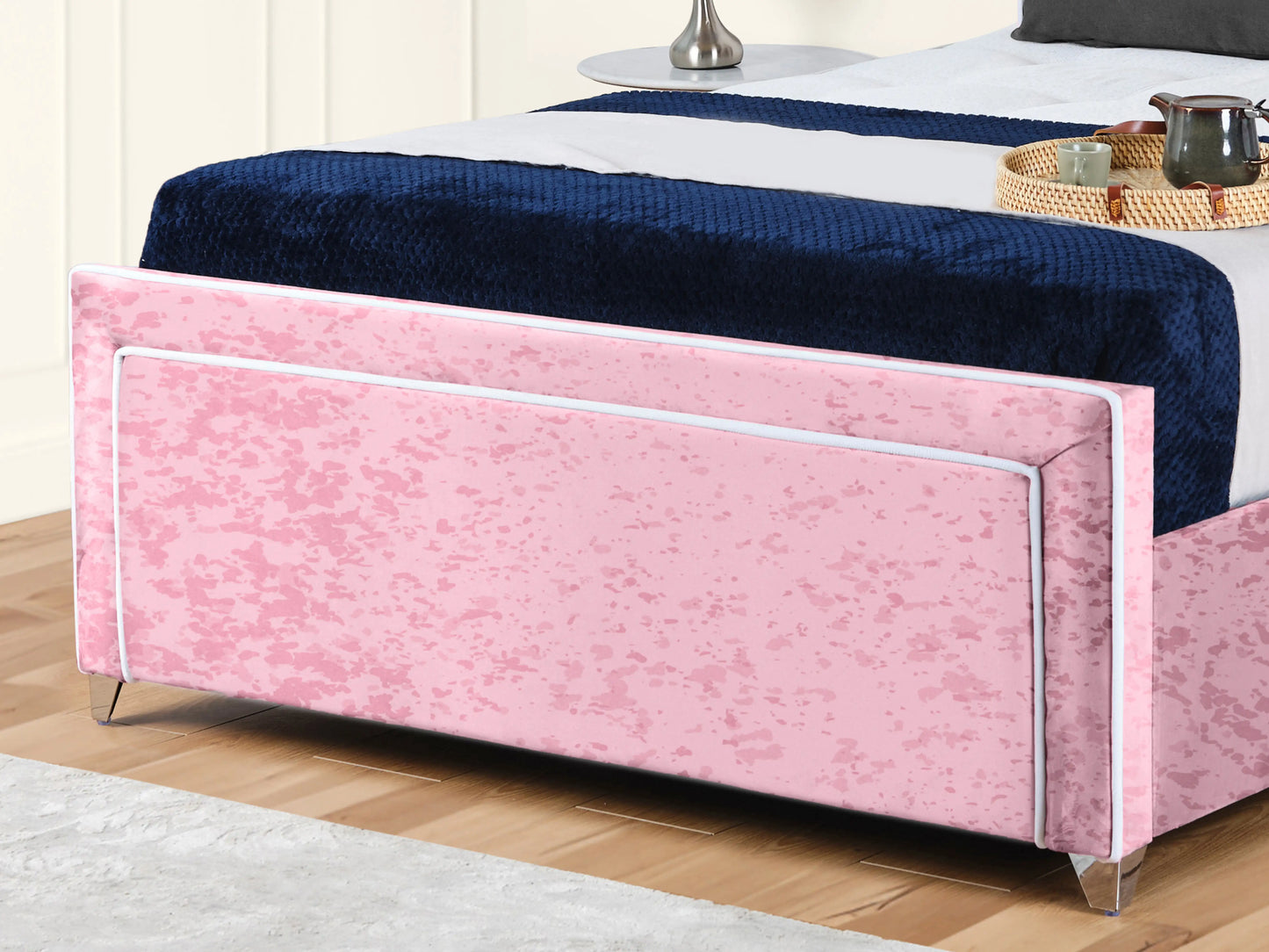 Ariana Upholstered Bed