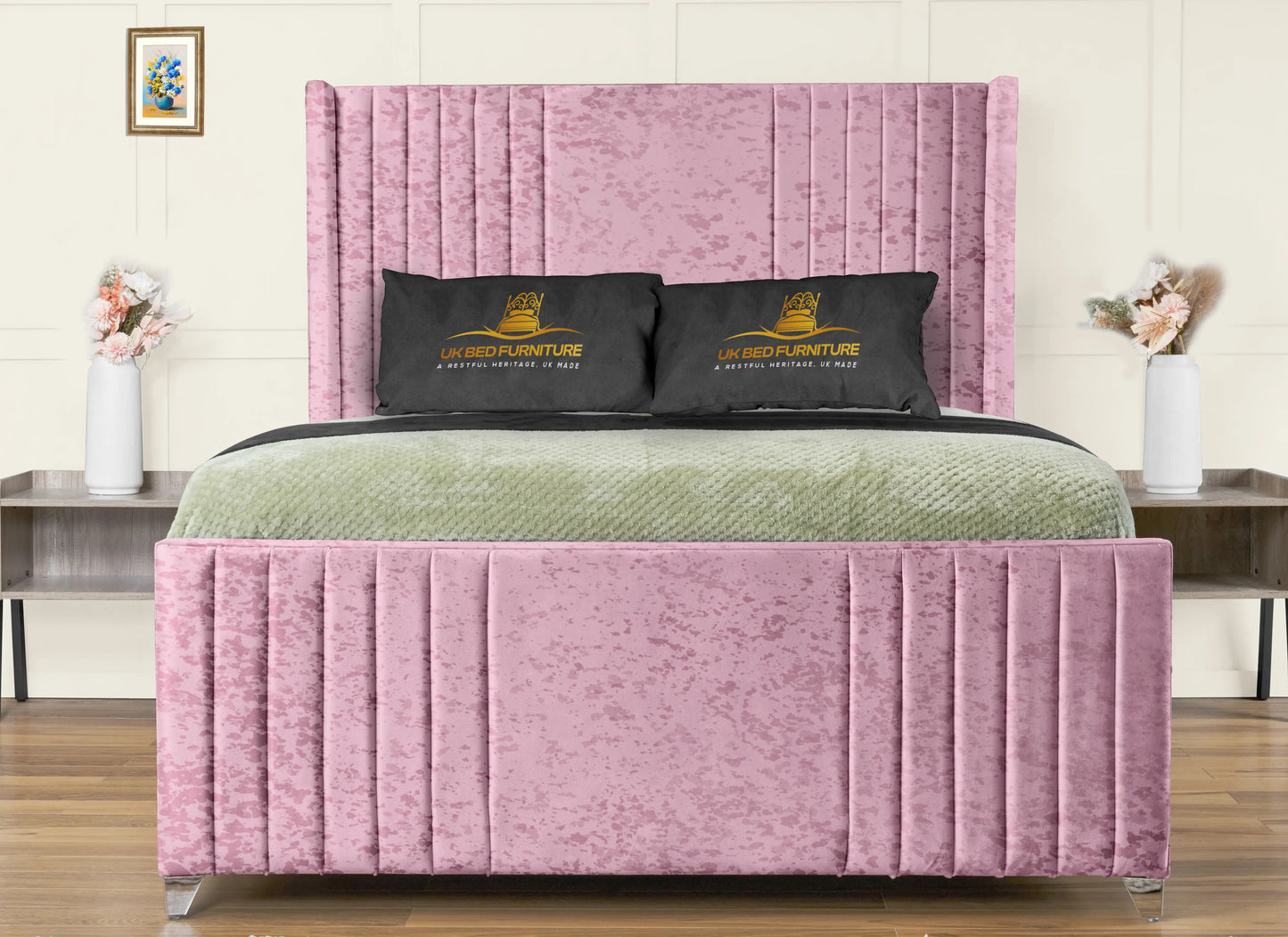 Elise lined winged Upholstered Bed