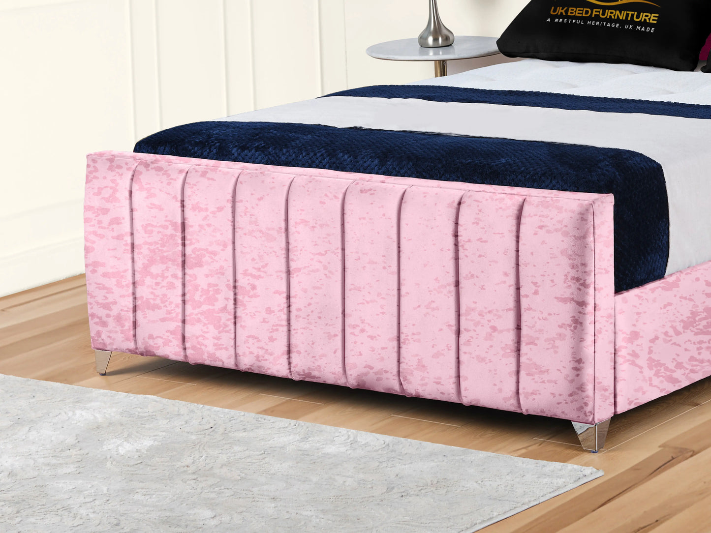 Lisburn Upholstered bed