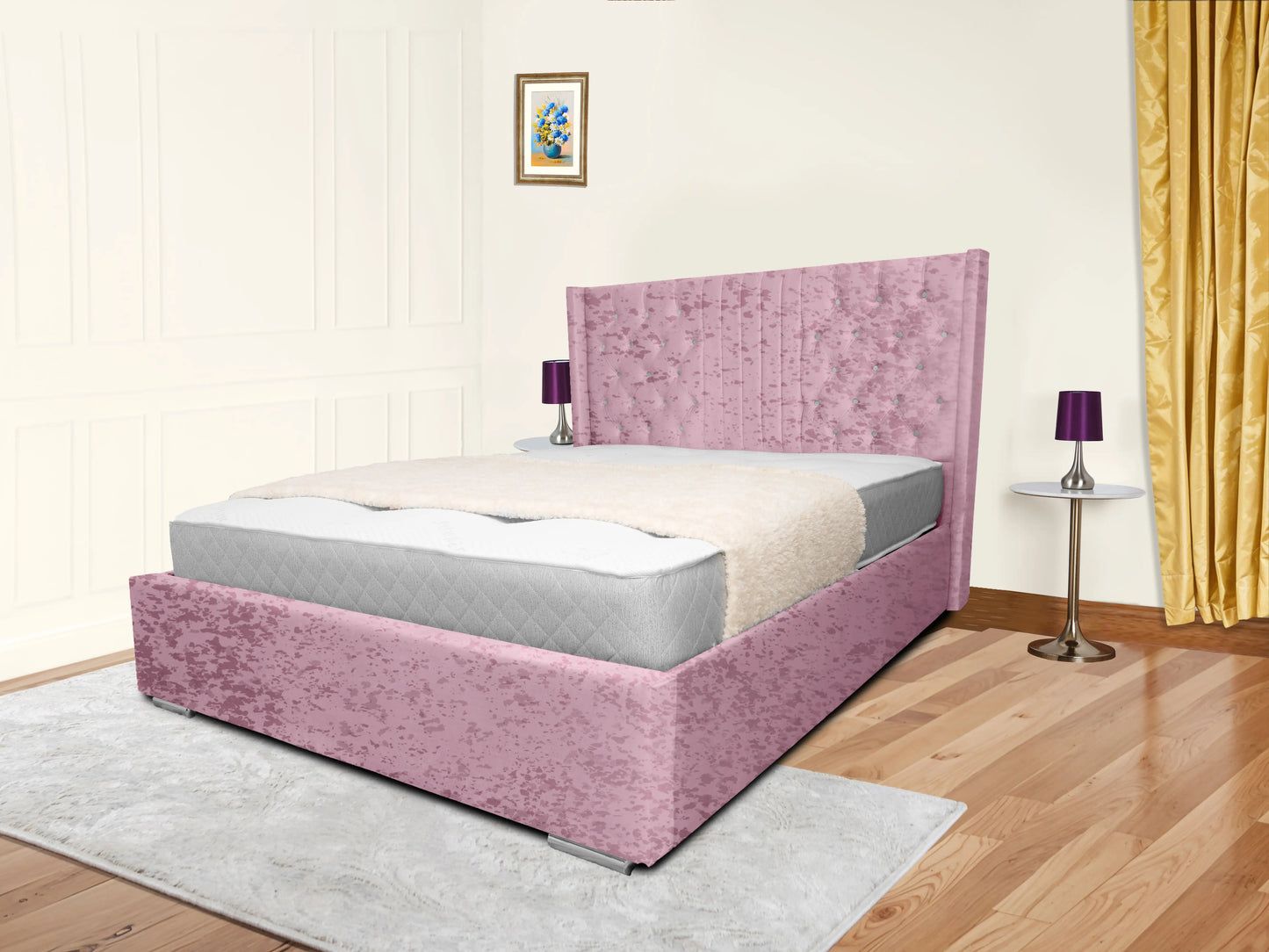 Middleton Winged Upholstered Bed