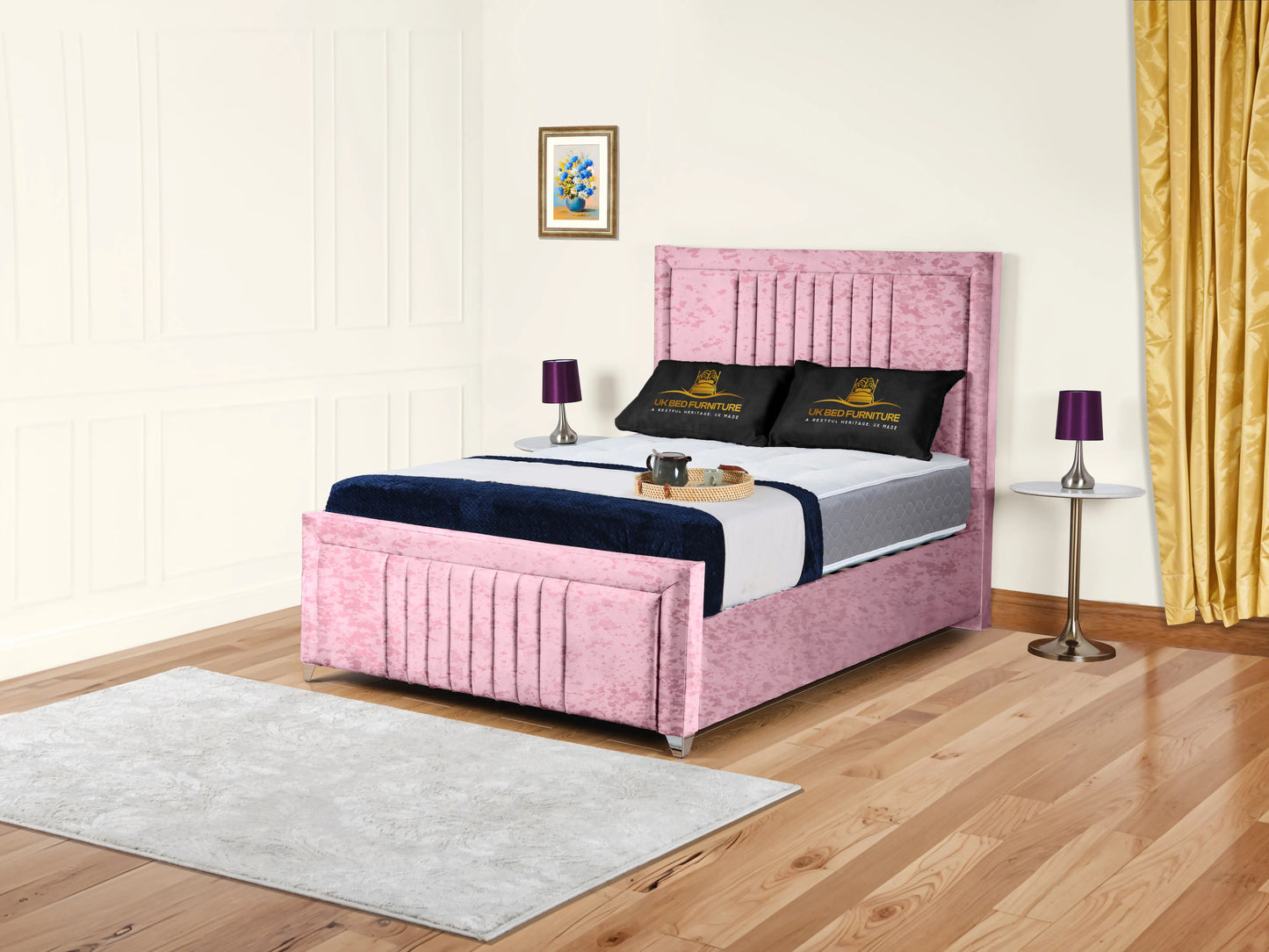 Cannas upholstered bed