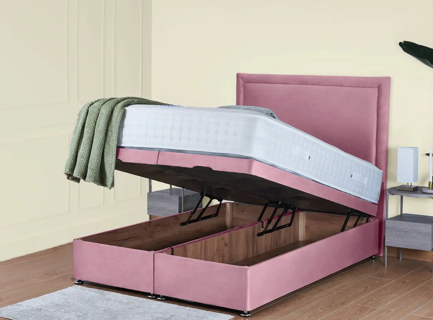 Hanover Ottoman Bed
