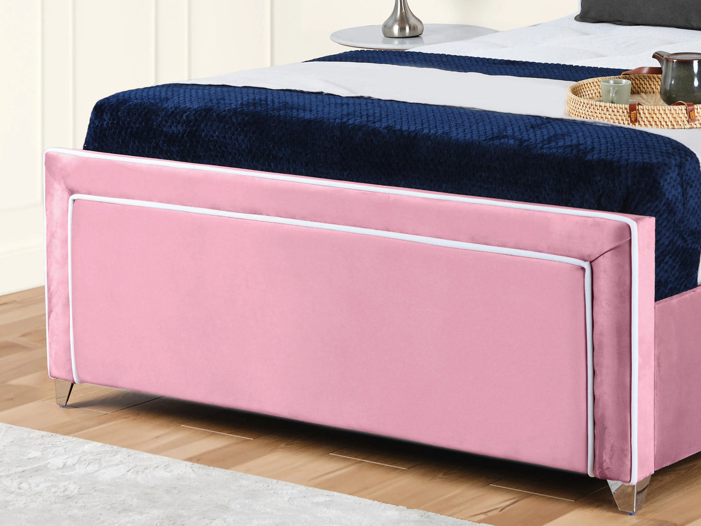 Ariana Upholstered Bed