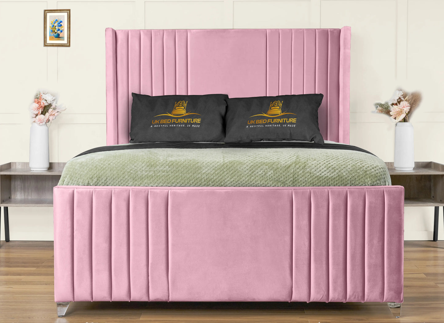 Elise lined winged Upholstered Bed