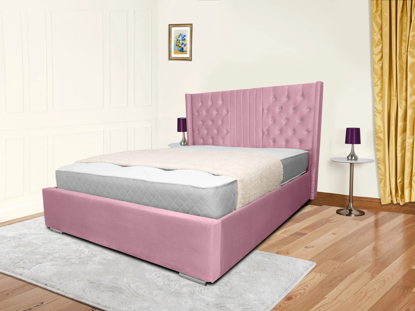 Middleton Winged Upholstered Bed