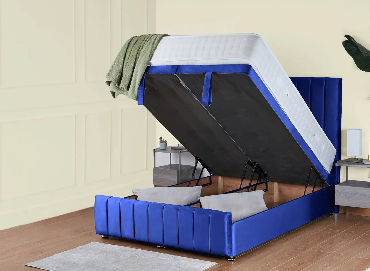 Hamilton Ottoman Bed