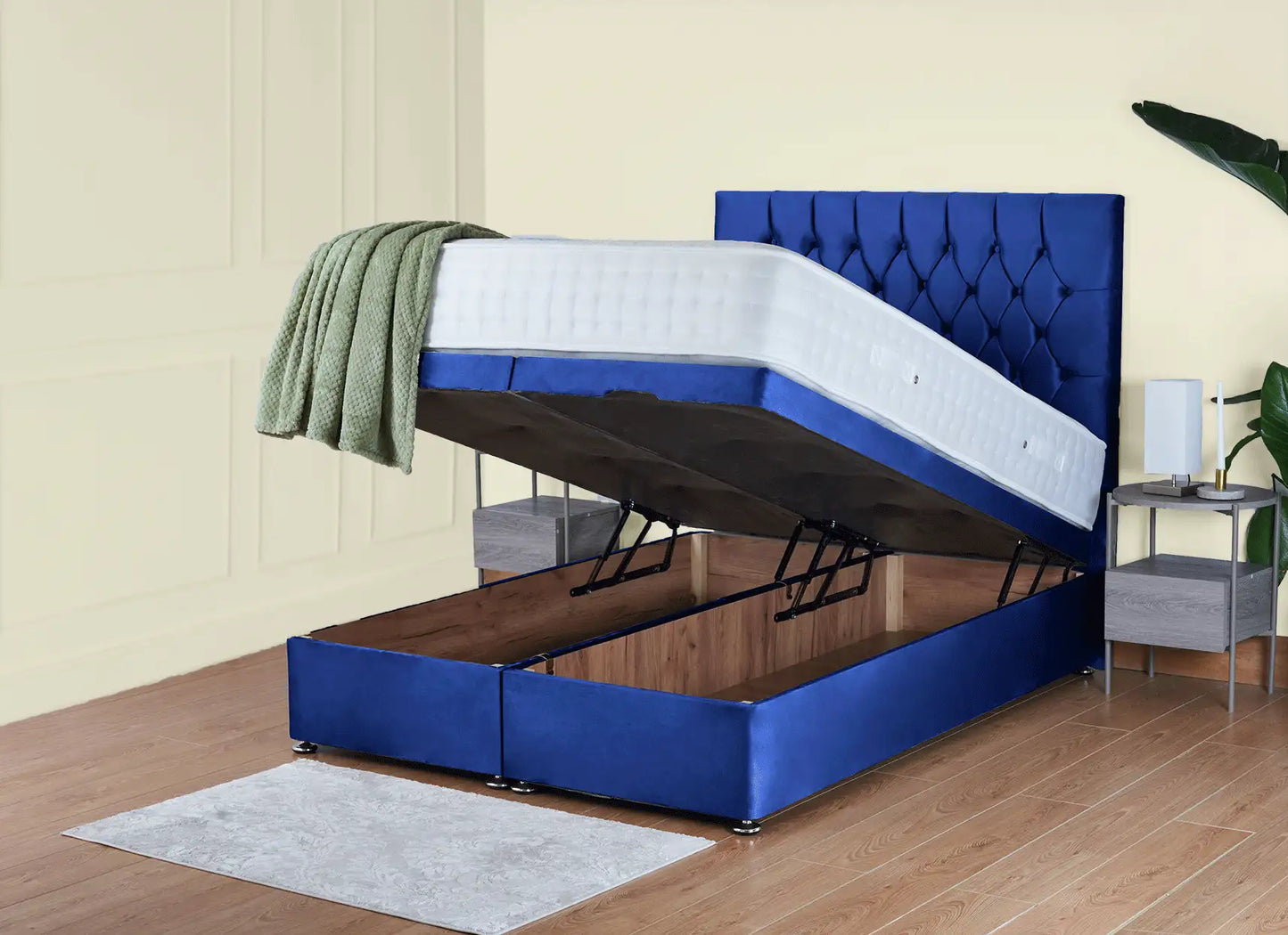 Montreal Ottoman Bed