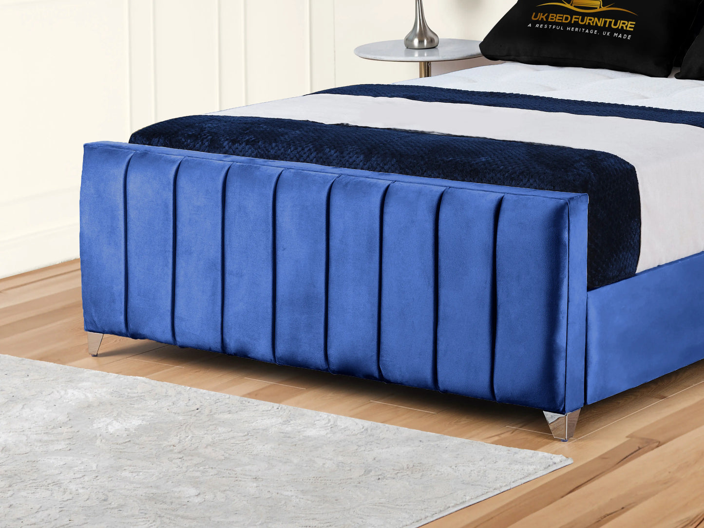 Lisburn Upholstered bed