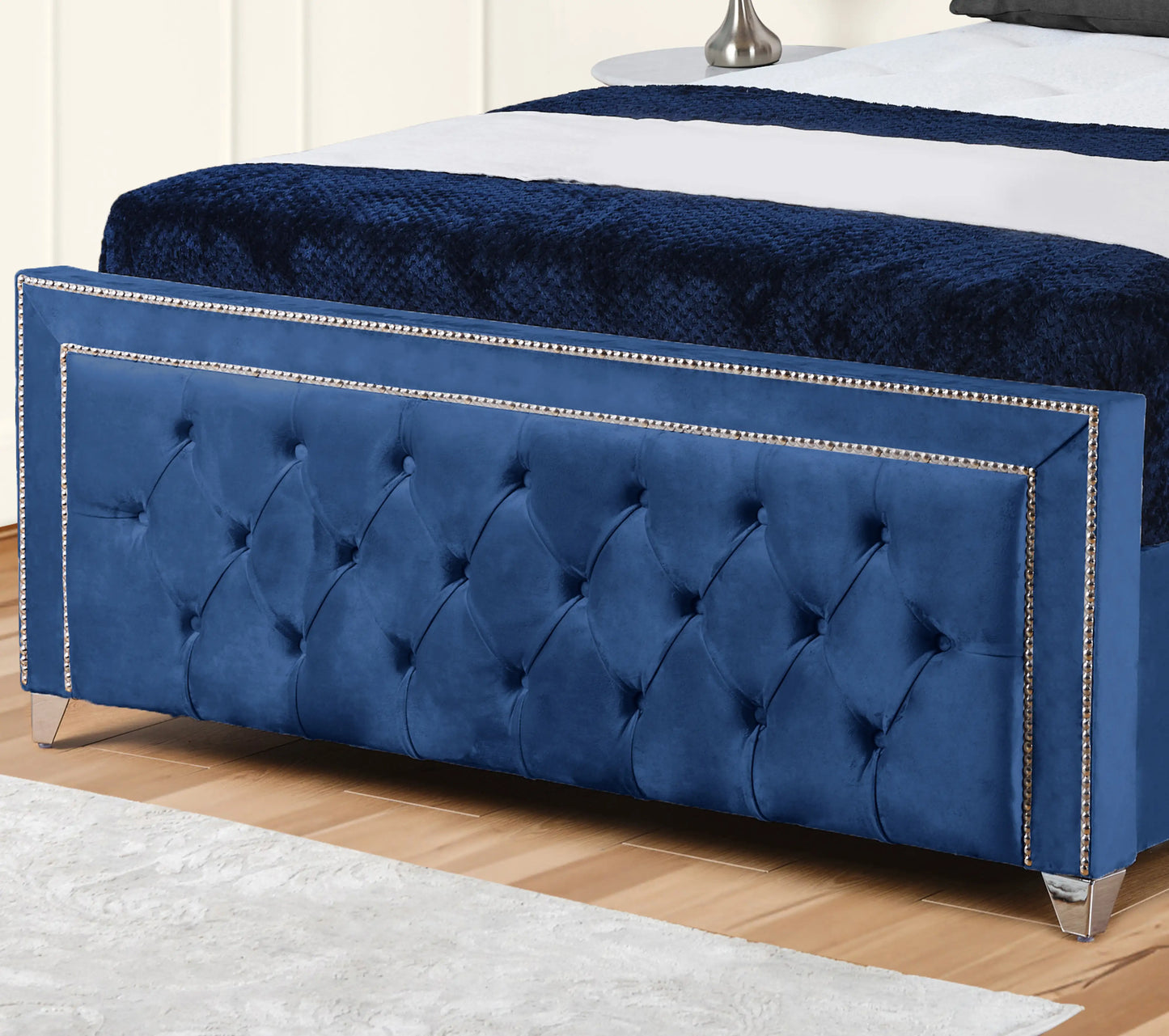 Hamilton Upholstered Bed