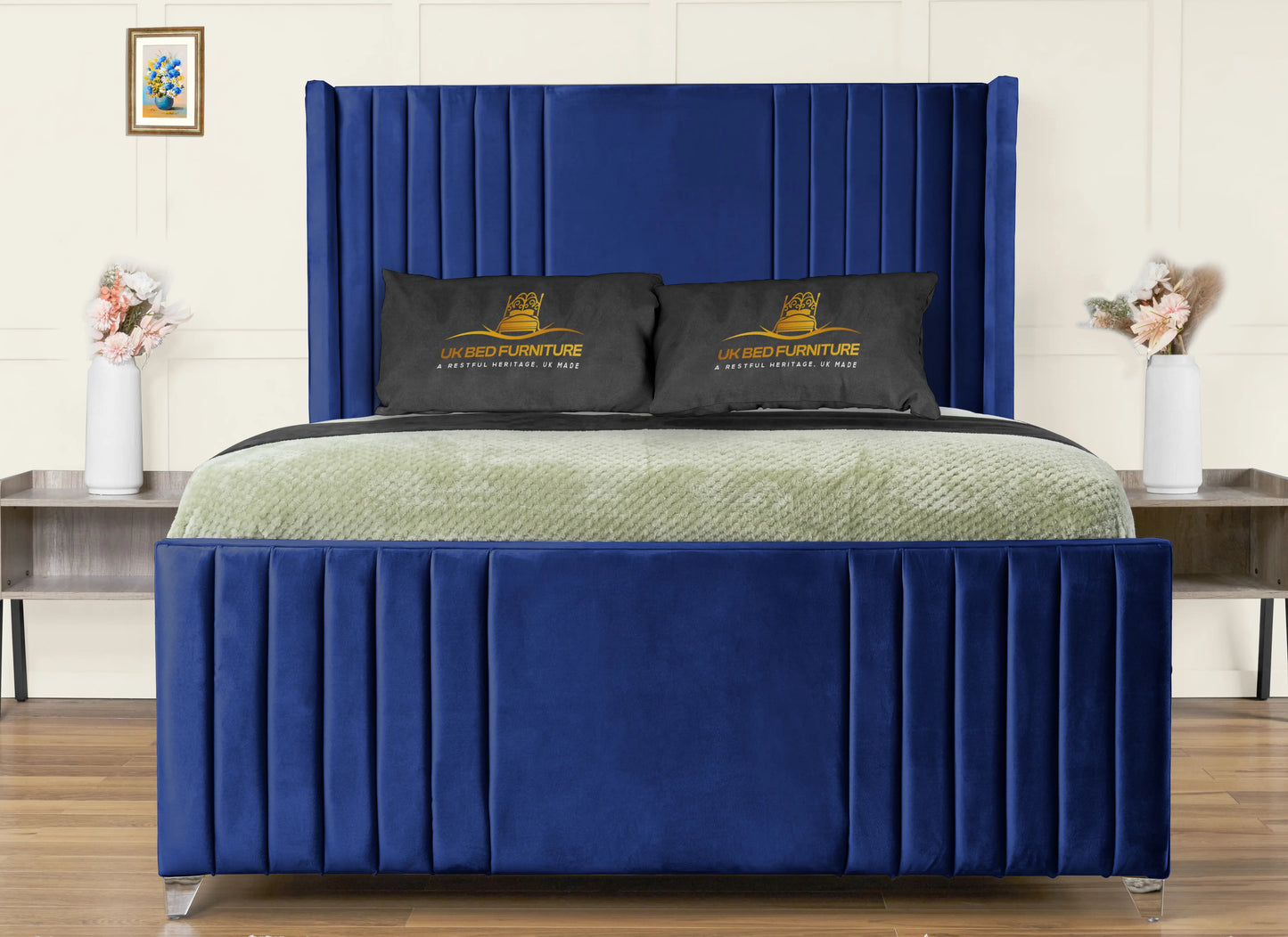 Elise lined winged Upholstered Bed