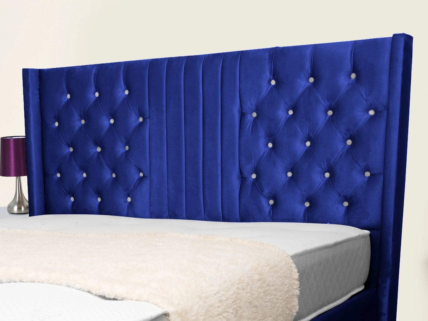 Middleton Winged Upholstered Bed