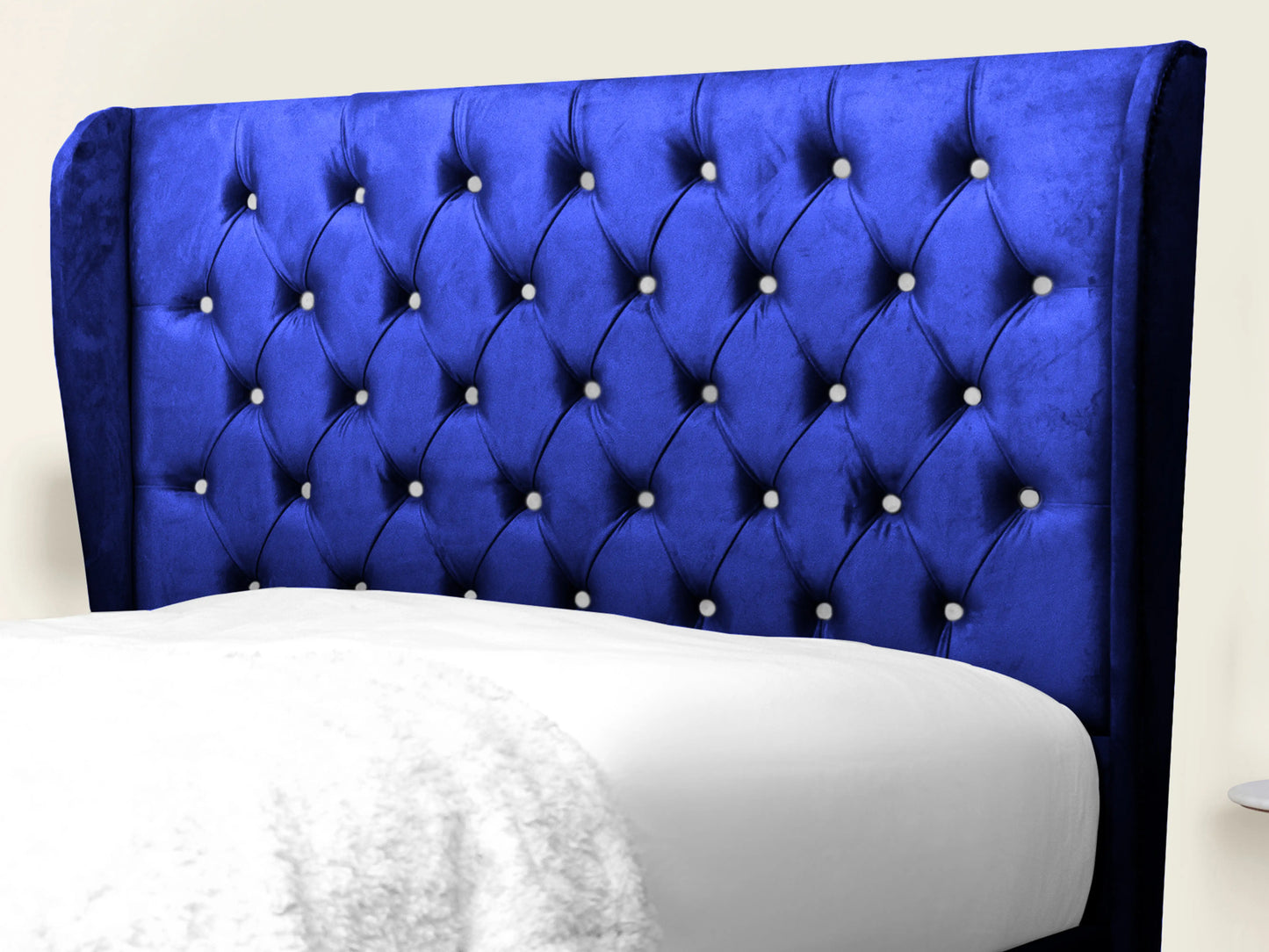 Miri Winged Upholstered Bed